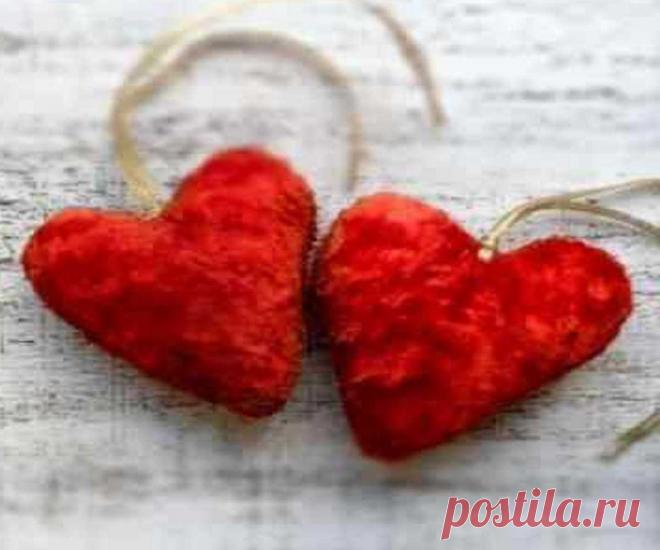 Как совершить приворот мужа к жене без последствия в домашних условиях? Приворот на мужа в домашних условиях. Как приворожить мужа быстро и надолго 100% Магический приворот, Приворожить любимого С помощью любовного приворота можно улучшить и восстановить гармонию в семейных отношениях. Но не забывайте, что с магией играть не стоит, поэтому используйте