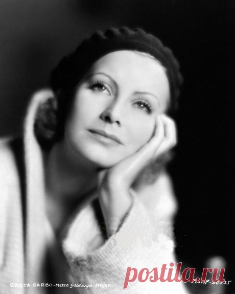 Greta Garbo 'The Kiss' by Clarence Sinclair Bull, 1929