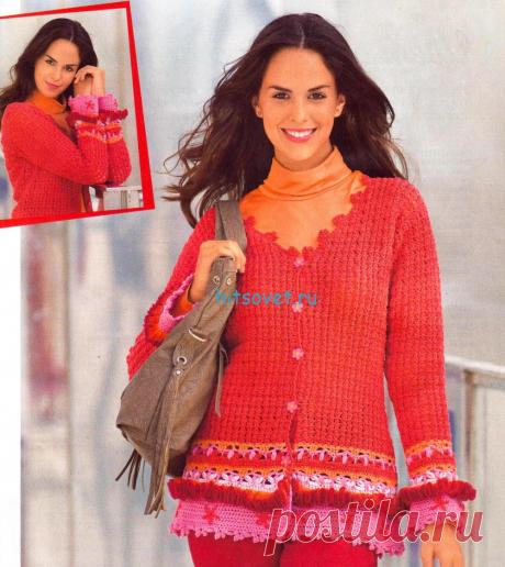 Женский вязаный жакет крючком - Хитсовет Женский вязаный жакет крючком. Для вязания жакета Вам потребуется: 500 (550) г красной, 100 (150) г розовой, по 50 г светло-розовой и оранжевой пряжи Supersoft (60% хлопка, 40% полиакрила, 130 м/50 г); 50 г красно-оранжевой пряжи Solo (50% мериносовой шерсти, 50% полиакрила, 20 м/50 г); крючок № 3,5; 5 пуговиц.