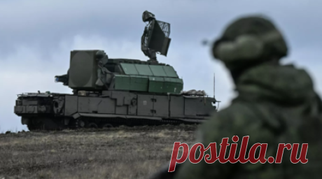 Масштабная атака на Санкт-Петербург и Московский регион: за ночь над Россией сбили 389 украинских БПЛА. В ночь на 4 июля силы ПВО сбили 389 украинских БПЛА над Россией, сообщило Минобороны. Более 20 дронов перехвачено на подлёте к Москве, около 70 — над Ленинградской областью, а власти Санкт-Петербурга заявили о «масштабной атаке беспилотных средств противника военного назначения». Серьёзные последствия также зафиксированы в Белгороде: повреждены в том числе объекты инфраструктуры, из-за чего…