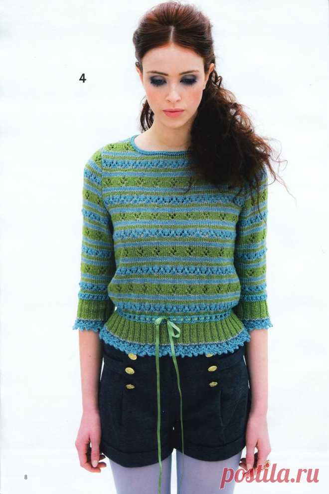 Пуловер с ажурным узором из остатков пряжи.