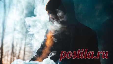 В Петербурге подростка привезли в реанимацию с отравлением психотропом после курения вейпа. Школьница из Петербурга попала в реанимацию после того, как родители обратили внимание на ее странное поведение. Об этом сообщает &quot;Фонтанка&quot;. Инцидент произошел в микрорайоне Шувалово-Озерки. По словам родителей, накануне ...