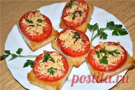 Гренки с помидорами и сыром к завтраку