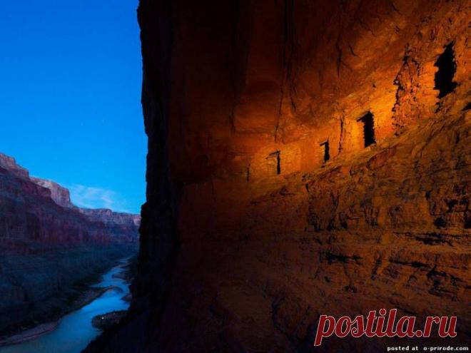 Наследственные зернохранилища Puebloan, Каньон Nankoweap, Колорадская Река