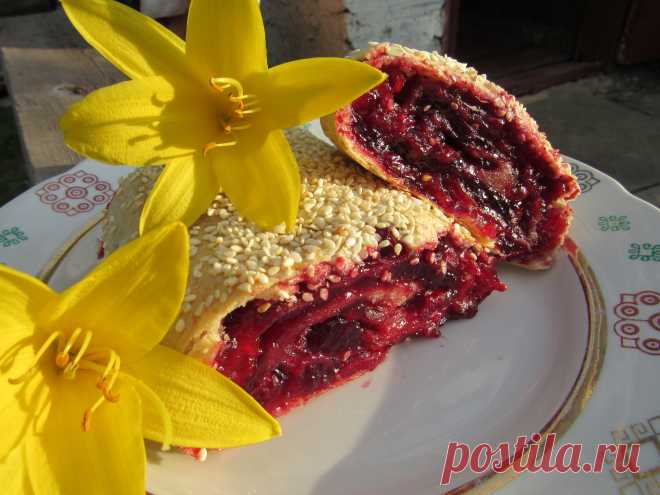 Вишневый штрудель -- легко и очень вкусно!!!!
Cherry strudel - easy and very tasty !!