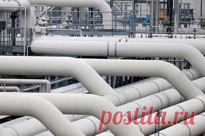 В Норвегии заявили о неспособности заменить Россию в поставках газа в Германию. Премьер-министр Норвегии Йонас Гар Стере заявил о неспособности заменить Россию в поставках газа в Германию. «Мы на треть удовлетворяем потребности Германии в газе, но наши трубопроводы уже работают на полную мощность. У нас нет резервов, которыми мы могли бы восполнить дефицит», — заявил он.