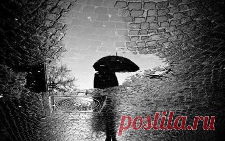Когда люди уходят — отпускай. Судьба исключает лишних. Это не значит, что они плохие. Это значит, что их роль в твоей жизни уже сыграна.