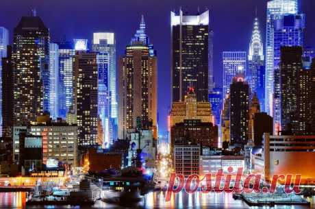 Вид 45-ой улицы города Нью-Йорк (45th Street In New York City) - фото дня