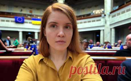 Безуглая заявила о риске полного коллапса украинской государственности. Опасность коллапса украинской государственности возрастает из-за различных проблем в Вооруженных силах Украины.