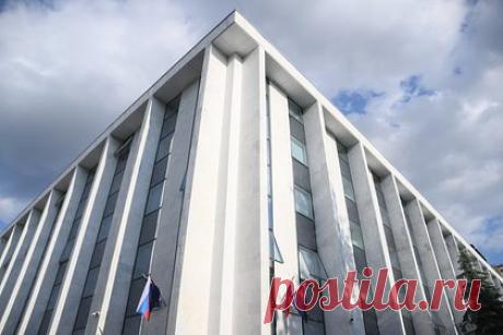 В Минпросвещения опровергли рекомендации по цвету одежды для детей