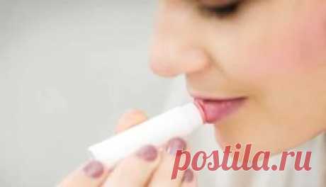 Napravite sami: Prirodan i moćan balzam za usne za hladne dane (RECEPT) – SVAKODNEVNICA