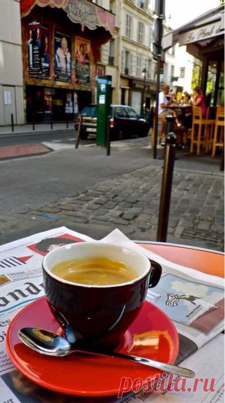 Paris and a coffee