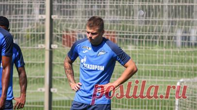 Круговой провёл тренировку со второй командой «Зенита». Пресс-служба «Газпром»-Академии опубликовала кадры с тренировки второй команды «Зенита», на которых был запечатлён защитник Данил Круговой. Читать далее