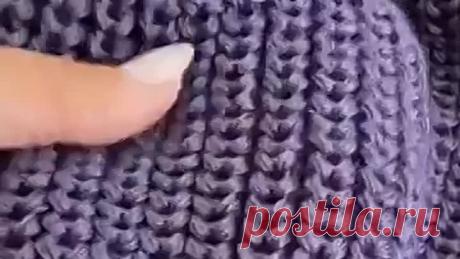 Бабушка вяжет