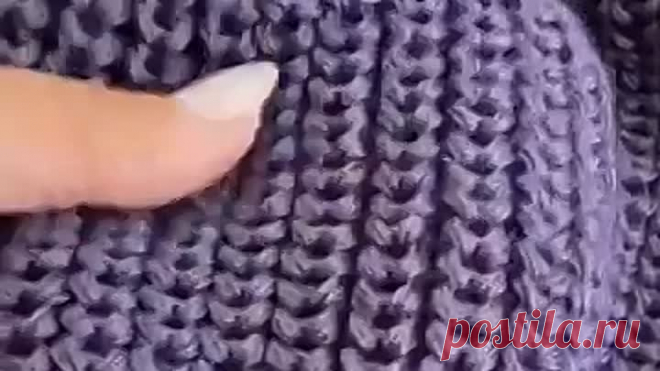 Бабушка вяжет