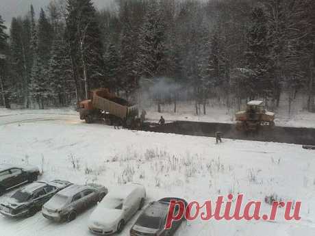 Одна беда укладывает асфальт на другую...