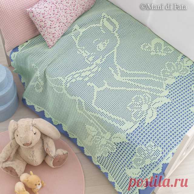 Scheme to realize the cot blanket with crochet filet Bambi