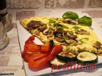 Омлет на творожном сыре с шампиньонами (идеи для завтрака)