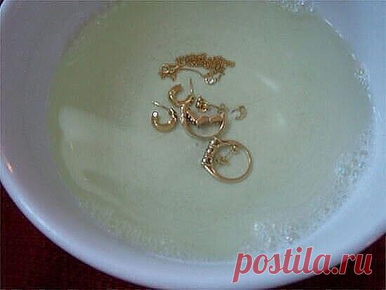 ДЛЯ ТОГО, ЧТОБЫ ЮВЕЛИРНЫЕ ИЗДЕЛИЯ СВЕРКАЛИ КАК НОВЫЕ: