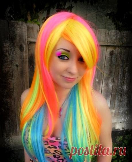 Яркая краска для волос: ярко-красный, ярко-рыжий цвет, видео-инструкция по покраске своими руками, чем можно покрасить, фото и цена