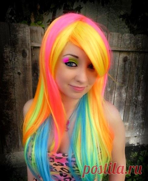 Яркая краска для волос: ярко-красный, ярко-рыжий цвет, видео-инструкция по покраске своими руками, чем можно покрасить, фото и цена