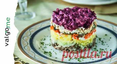Šprotai pataluose - Šventinės mišrainės receptas | www.valgo.me