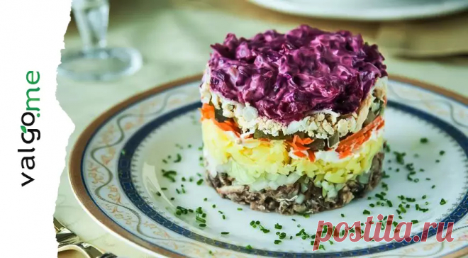 Šprotai pataluose - Šventinės mišrainės receptas | www.valgo.me
