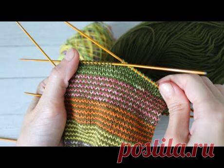 Многим этот метод вязания носков кажется неудобным  Но мне очень нравится