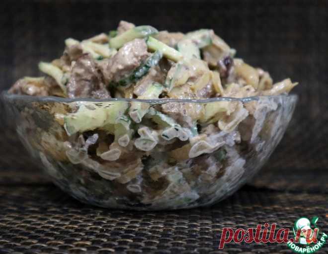 Салат из куриной печени и огурца