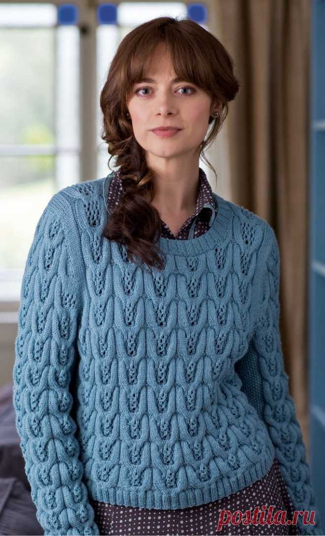Джемпер Feldspar, The Knitter 68.
Размер: 6-8 (10-12, 14-16, 18-20, 22-24). Окружность груди: 81.5 (91.5, 101.5, 112, 122) см.