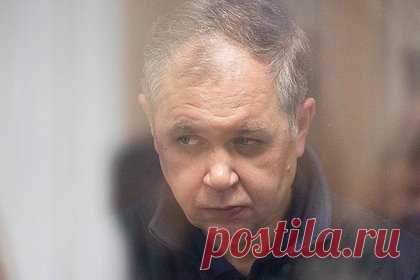 Осужденного за пожар в «Зимней вишне» бывшего главу регионального МЧС освободили. Кемеровский областной суд освободил бывшего главу регионального управления МЧС Александра Мамонтова, приговоренного к 10,5 года колонии по делу о пожаре в торговом центре «Зимняя вишня», в связи с отбытием наказания. Мужчина был осужден по статье о халатности. Его освободили из-под стражи прямо в зале суда.
