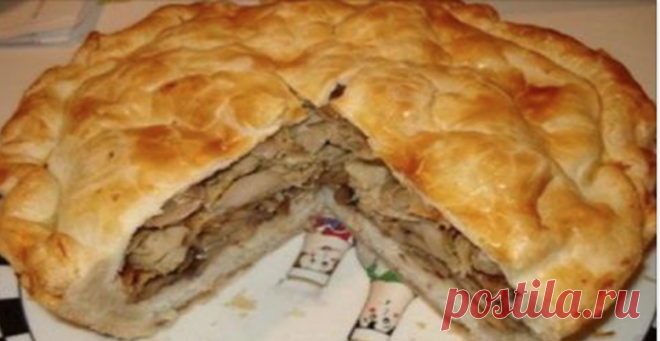Узбекский курник — царь пирогов! Понадобятся самые простые продукты… 

Курник — большой пирог, который часто готовят с разнообразными начинками. Считается, что название блюда связано стем, что изначально его готовили лишь с курицей.
Курник называли королем пирогов, или…