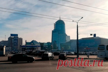 👪 + 🚍 = ⛱ ЧТО ЗА ГОРОД САМАРА - ПОЧЕМУ ОБЯЗАТЕЛЬНО НУЖНО ЕЕ ПОСЕТИТЬ 💛💚💙 6 ВЫПУСК
Путешествия
От Самары до международного аэропорта Курумоч — 42 км. Перед чемпионатом мира по футболу его тоже реконструировали. В Курумоче просторно, красиво, работают приличные кафе.
По данным аэропорта, чаще всего самарцы летают в Москву, Анталью, Санкт-Петербург, Сочи, Симферополь, Дубай, Екатеринбург, Сургут и Стамбул. Из Самары в Москву ежедневно выполняют 5—10 рейсов, билет в одну сторону стоит 5000—7000