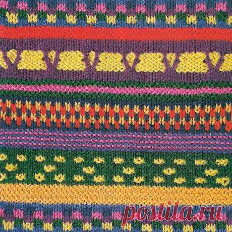 Узор № 217 - структурный многоцветный узор. Схему вязания и условные обозначения вы сможете увидеть на сайте.
