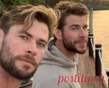 Детское фото братьев Хемсворт: Крис мило поздравил Лиама с днем рождения