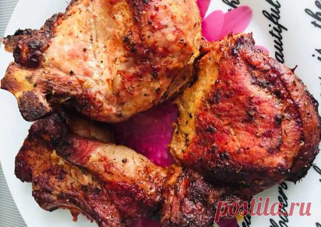 Стейк на косточке из свинины