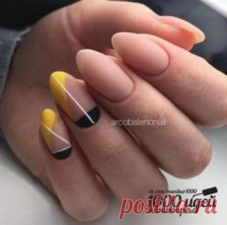 А ВИ уже бачили ці неймовірні варіанти манікюру? #neil# #маникюр# #ногти# #Beauty tips# #нюд #гельлак #nailart #ЦветыНаНогтях #рисункинаногтях