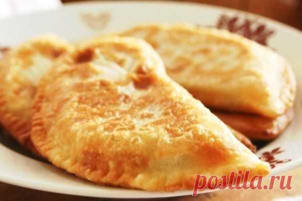 Чебуреки с мясом. Очень удачное хрусткое тесто!