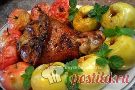 РУЛЬКА ЗАПЕЧЁНАЯ С ЯБЛОКАМИ.