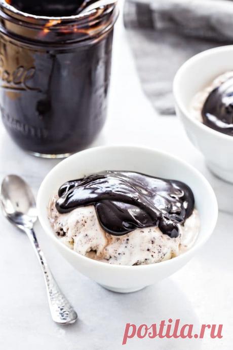 Homemade Hot Fudge Sauce
