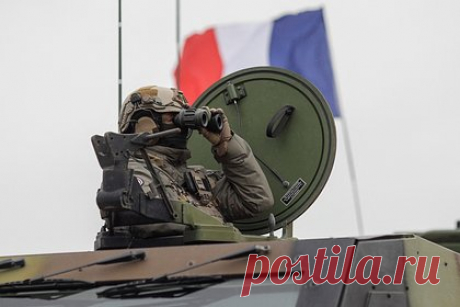 Захарова заявила о планах переброски Францией военных на Украину. Военных Франции в количестве 1,5 тысячи человек могут в апреле привести в состояние готовности для переброски на Украину. Об этом заявила официальный представитель МИД России Мария Захарова. Ранее президент Франции Эммануэль Макрон заявил, что Париж не будет нуждаться в помощи США при отправке войск.