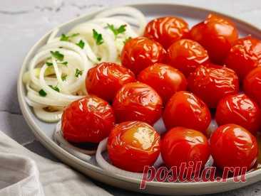 Помидоры, консервированные в микроволновке легкий рецепт вкусный помидор. Они получаются душистые и пряные. А уйдет у вас всего 10 минут.