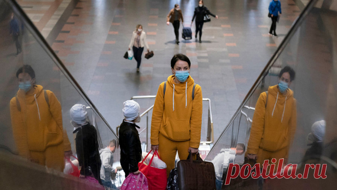 Одна из станций киевского метро начала протекать. В Киеве с потолка станции "Выдубичи" на Сырецко-Печерской линии между станциями "Зверинецкая" и "Славутич" начала капать вода. Об этом сообщает украинское издание "Страна.ua". "В Киеве ...