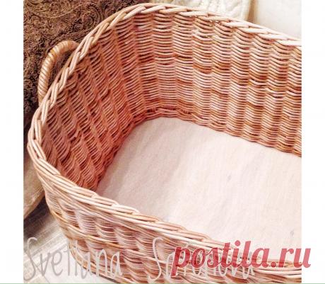 Добрых всем выходных
Немного о моем последнем коробе..
Впервые крепила стойки к фанерному дну степлером. Пересмотрела кучу информации и посоветовавшись с Рыжковой и Михайловой, наконец-то решилась. 
Фанера 6мм- обработала белой дюфой и лаком в три слоя. Когда начала крепить стойки, поняла, что две сразу не получится, так как скобы купила 6мм и они маловаты для такой конструкции. 
(после публикации заметки, мне пришло много сообщений, что все крепят именно такими скобами 6м...