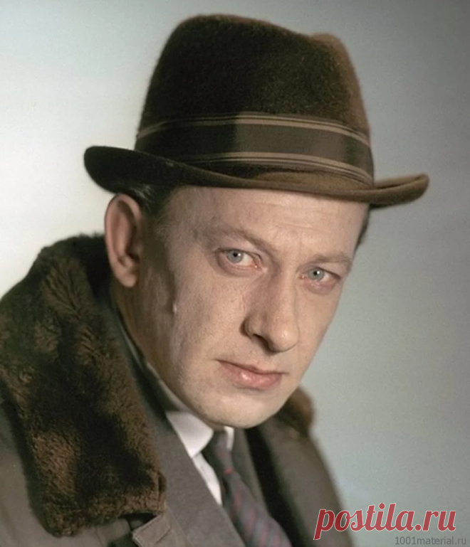 Евгений Евстигнеев, 9 октября, 1926
 • 4 марта 1992