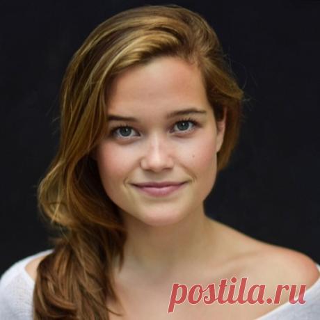 Сара Кэтрин Хук