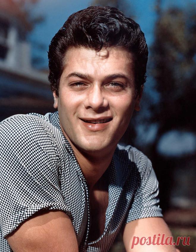 Тони Кертис (Tony Curtis)
-3 июня, 1925 • 29 сентября 2010
