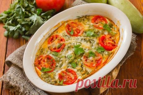 ​Запеканка из курицы с кабачками