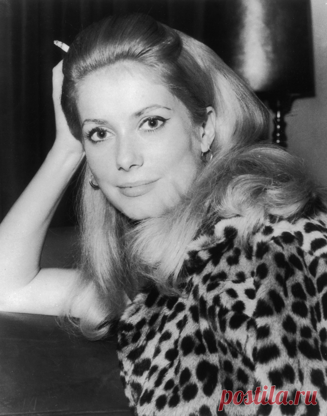 catherine-deneuve-leopard-coat-1960s-1513885787.jpg (2955×3761)