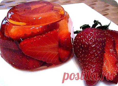 Клубничное желе без сахара для диеты